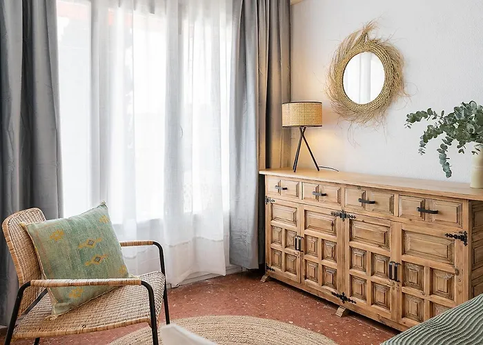 Monko Boho Chic 토레몰리노스